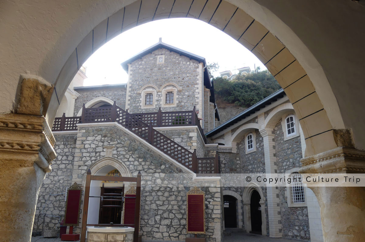 Cour intérieure du monastère de Kykkos