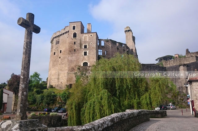 Le château de Clisson