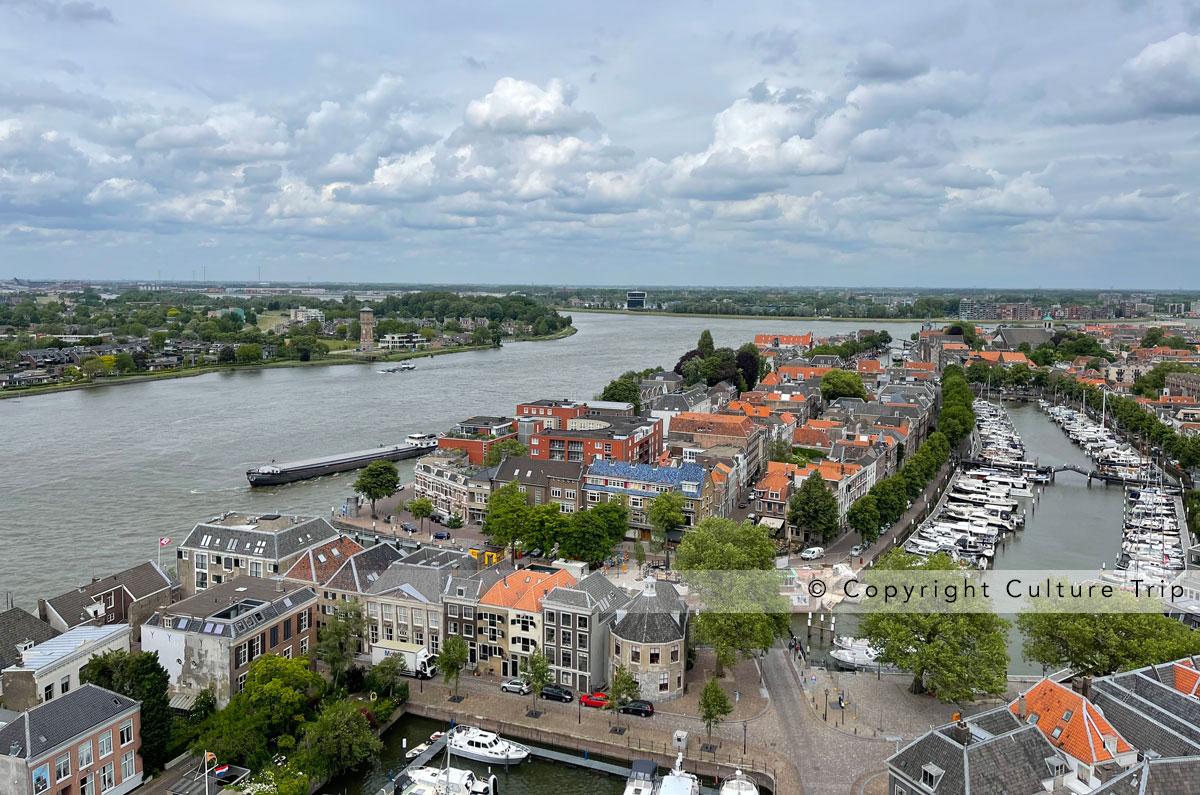 Dordrecht s'est développée près de trois rivières