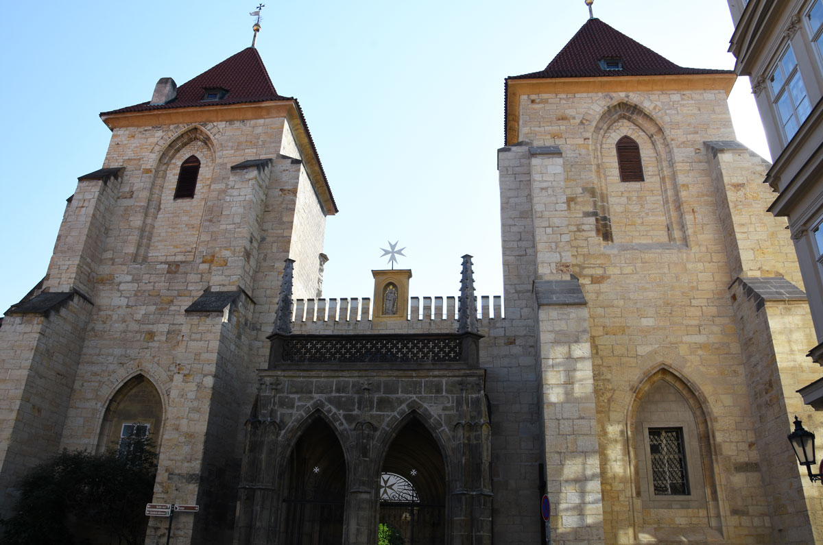 L’église Notre-Dame sous la Chaîne