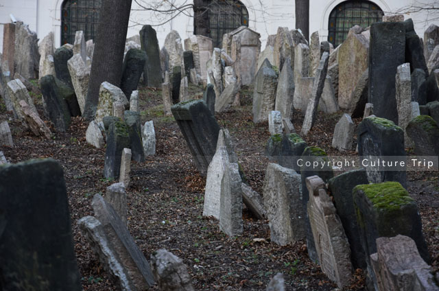 Tombes du vieux cimetière juif